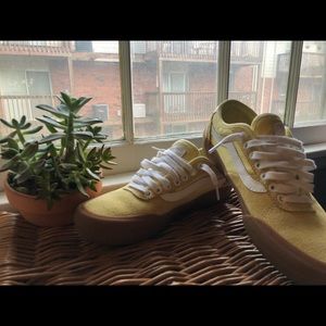 YELLOW ☀️ PRO VANS